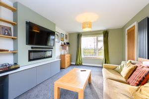Sitting Room- click for photo gallery